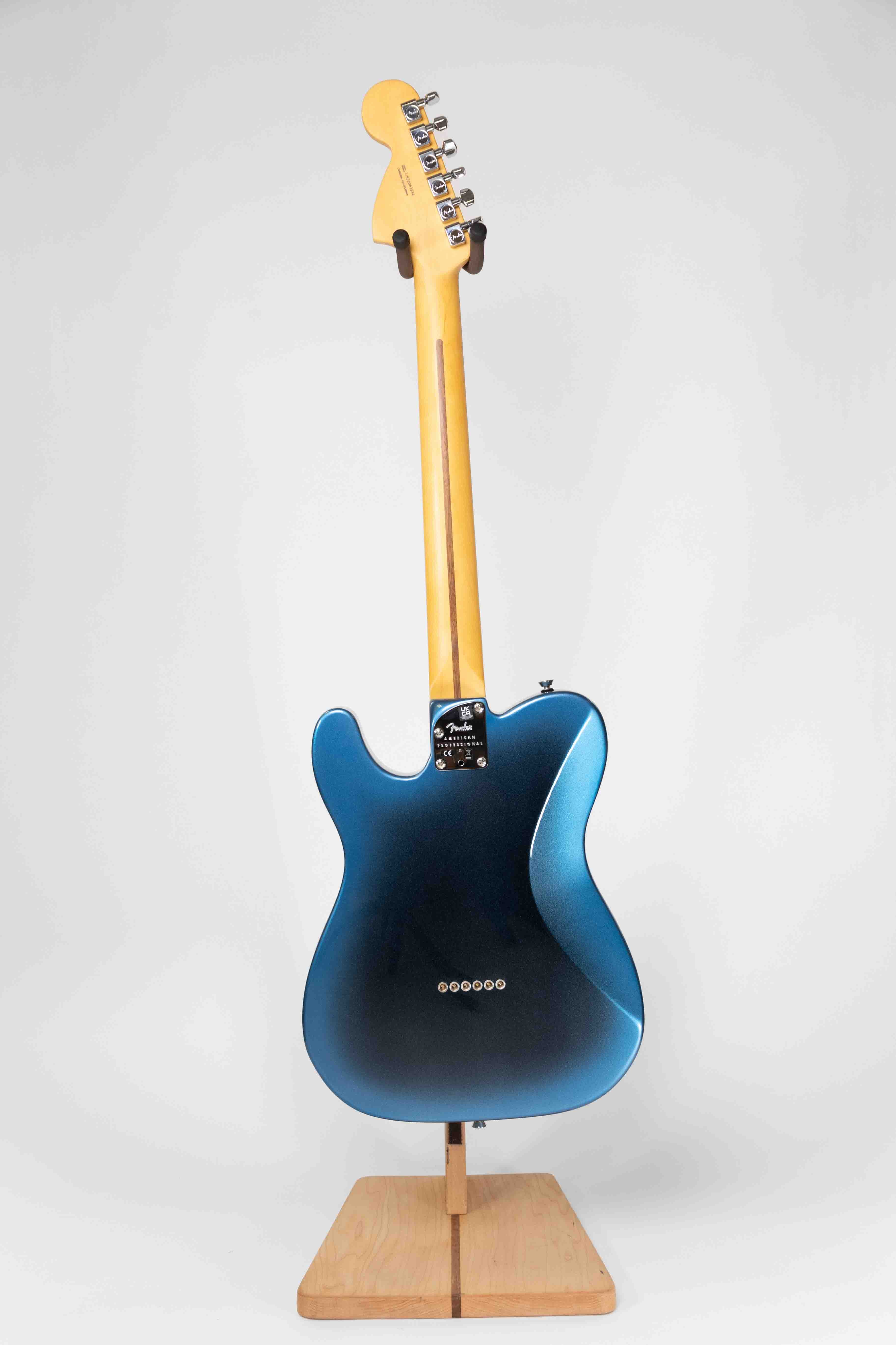 Fender AM Professional II Dark Knight Rosewood FingerBoard